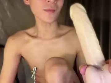 Chaturbate Live Sex of yummyjustine07