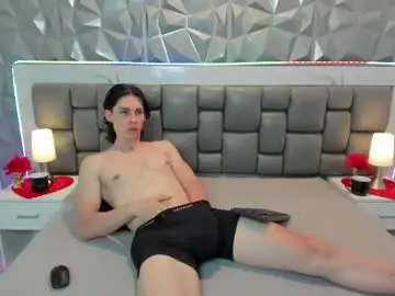 Chaturbate Adult Webcams of cloeymiller