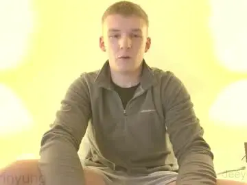 Chaturbate Adult Video Chat of deeyungguy