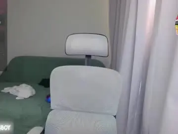 Chaturbate Best live sex cam show of leonkissboy