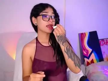 Chaturbate Live Sex Cam of thalia_066