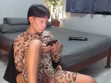 Chaturbate Watch Live Sex Cams of urpinoyasianx