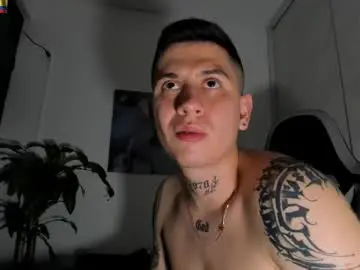 Chaturbate Live Sex Cam of yeiko_romero_