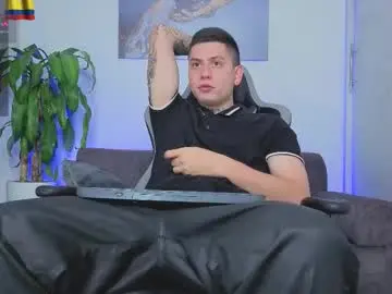 Chaturbate Sex Chat of yeiko_romero_