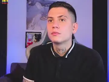 Chaturbate Live Sex Cam of yeiko_romero_