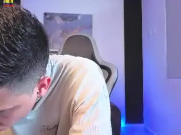 Chaturbate Watch Live Sex Cams of yeiko_romero_