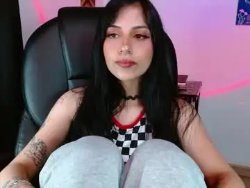 Chaturbate Adult Webcams of ary_pieerce
