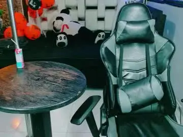 Chaturbate Free Live Porn of darwinandbrayan