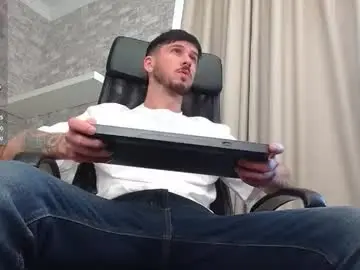 Chaturbate Watch Live Sex Cams of jonahshaw