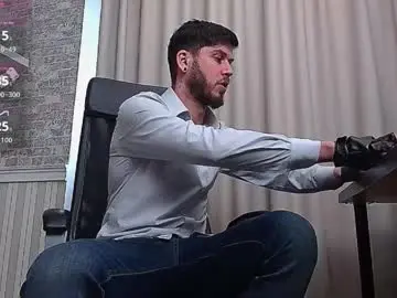 Chaturbate Sex Cam of jonahshaw