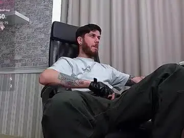 Chaturbate Adult Video Chat of jonahshaw