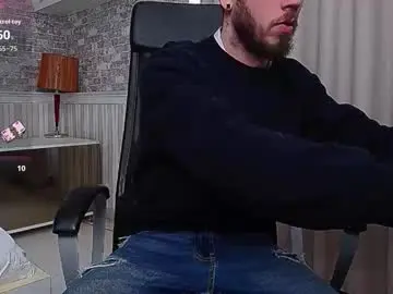 Chaturbate Live Porn of jonahshaw