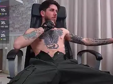 Chaturbate Adult Webcams of jonahshaw