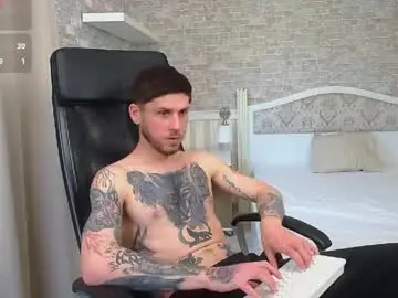 Chaturbate Live Sex Cam of jonahshaw