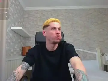 Chaturbate Adult Webcams of jonahshaw