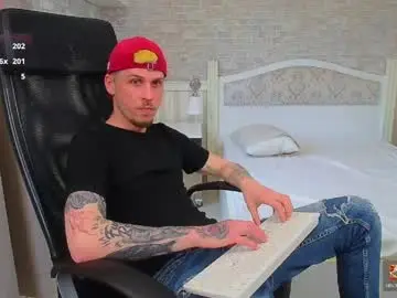 Chaturbate Watch Live Sex Cams of jonahshaw
