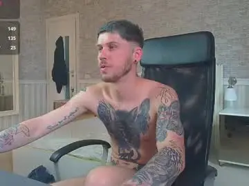 Chaturbate Sex Cam of jonahshaw