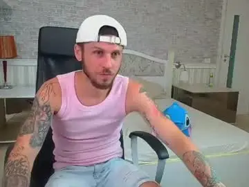 Chaturbate Live Sex of jonahshaw