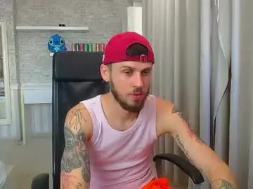 Chaturbate Live Sex Cam of jonahshaw