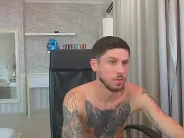 Chaturbate Free Porn Cam of jonahshaw