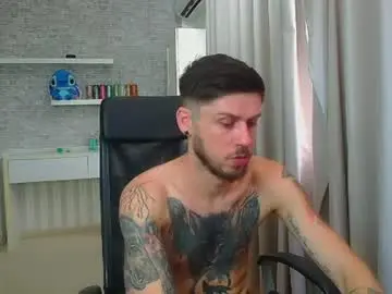 Chaturbate Sex Cam of jonahshaw