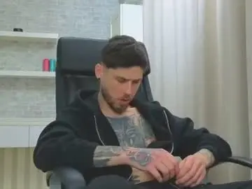 Chaturbate Live Sex Cam of jonahshaw