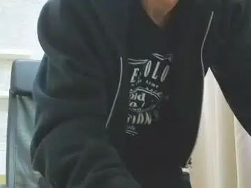 Chaturbate Free Porn Cam of jonahshaw