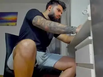 Chaturbate Free Porn Cam of lukedenver