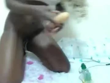 Chaturbate Live Sex of queen_ema