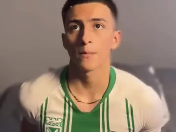 Chaturbate Live Porn of salvatore_romanoo