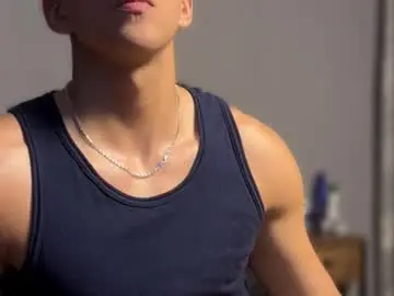 Chaturbate Adult Webcam of salvatore_romanoo