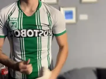 Chaturbate Watch Live Sex Cams of salvatore_romanoo