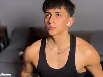 Chaturbate Live Sex of salvatore_romanoo