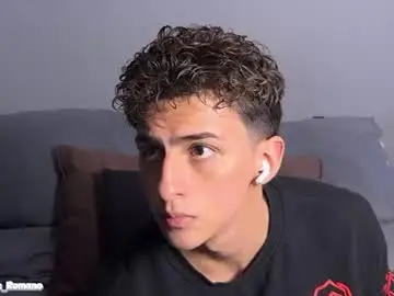 Chaturbate Nude Webcam of salvatore_romanoo