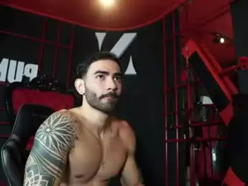 Chaturbate Free Porn Cam of austin_bolt