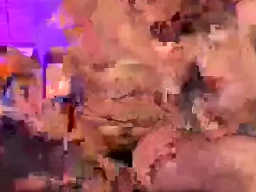 Chaturbate Live Sex Cam of twink_boy98