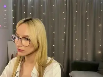 Chaturbate Adult Video Chat of dontouchmyass