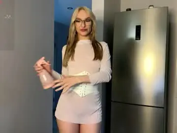 Chaturbate Live Sex Cam of dontouchmyass