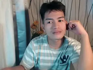 Chaturbate Live Sex Cam of naughty_angelo