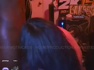 Chaturbate Sex Chat of nikkinotnicki00