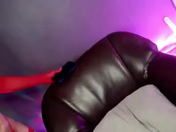 Chaturbate Adult Video Chat of queenfoxylady