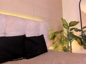 Chaturbate Adult Video Chat of sara_mac_