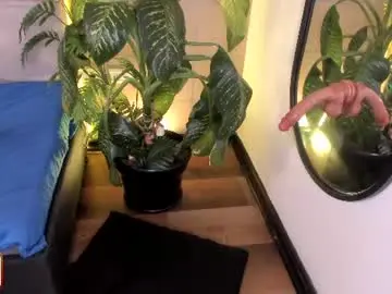 Chaturbate Free Live Porn of sara_mac_