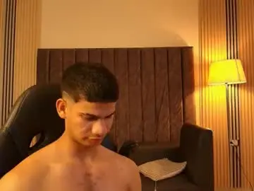Chaturbate Nude Webcam of andres_stud