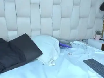 Chaturbate Live Sex Cam of hanna_lens