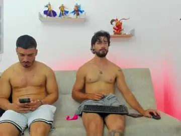 Chaturbate Free Porn Cam of straight__friends