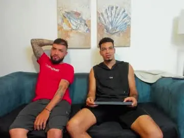 Chaturbate Sex Chat of straight__friends