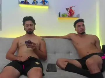 Chaturbate Best live sex cam show of straight__friends