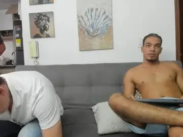 Chaturbate Sex Cam of straight__friends