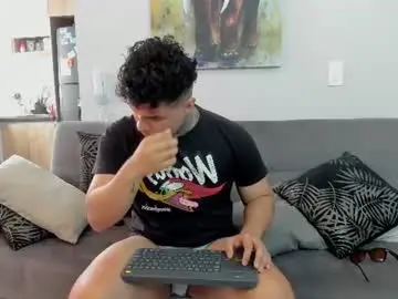 Chaturbate Sex Cam of straight__friends